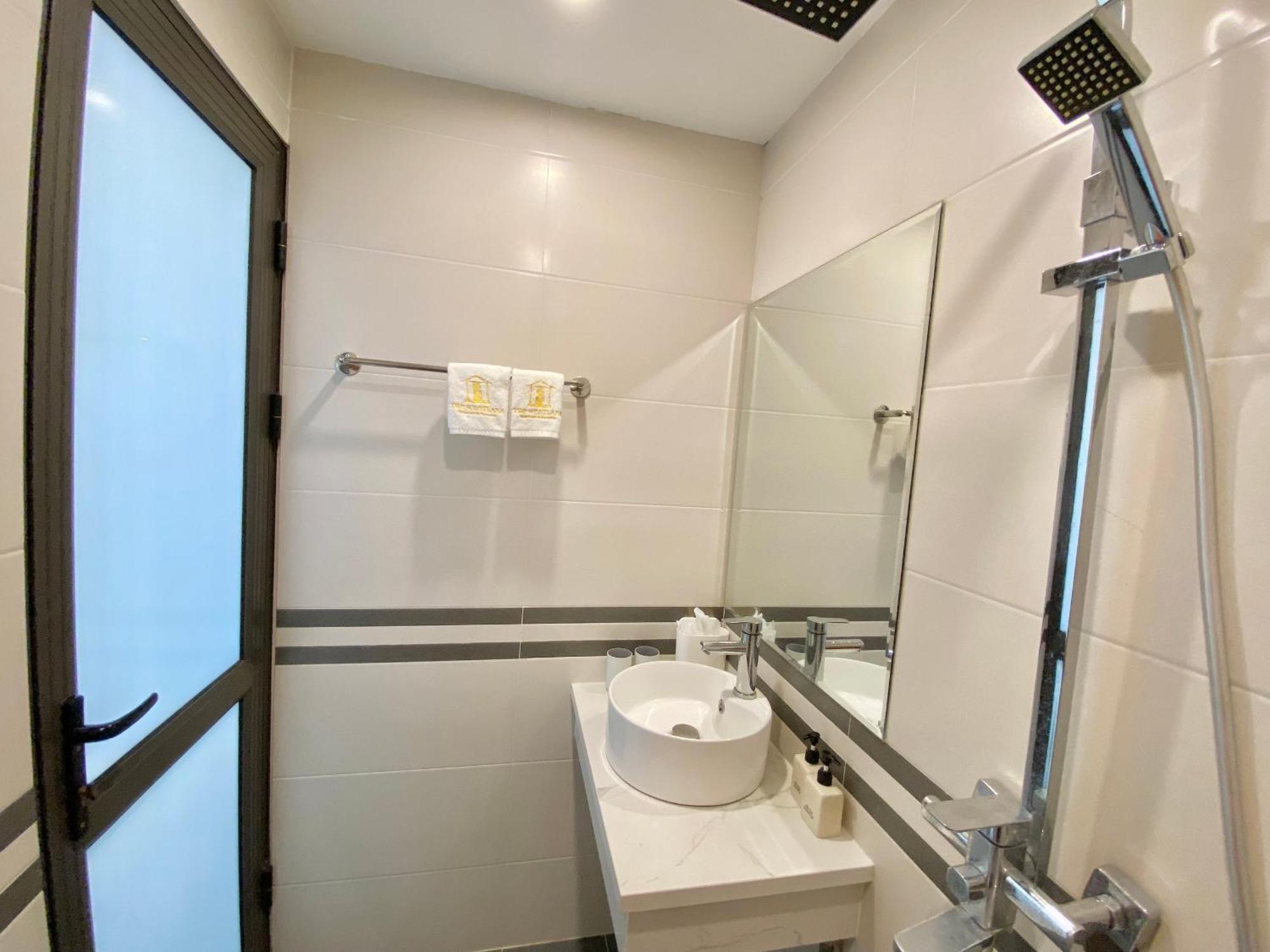 T98 Westlake Trich Sai - Tay Ho Center Lake View Studio Hanoi Exterior photo